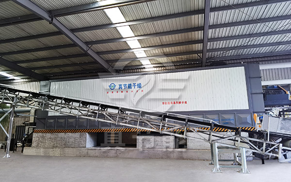 蒸汽糟渣烘干設備現(xiàn)場 蒸汽糟渣烘干設備現(xiàn)場